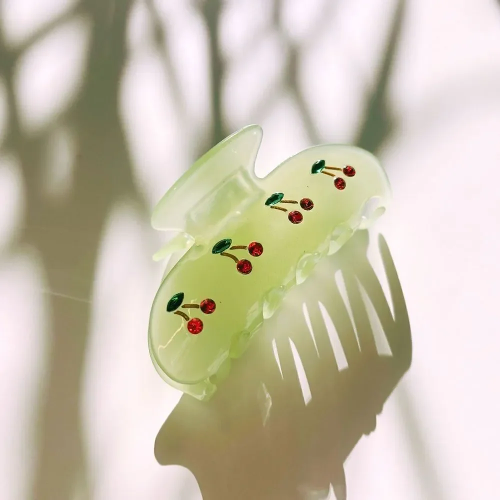 Cherry hair clips K42